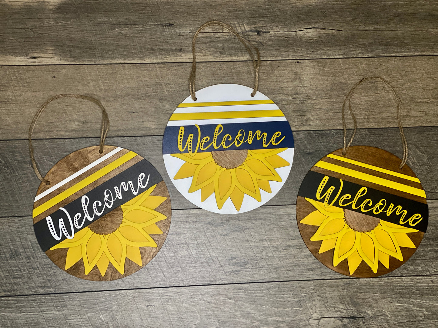 Welcome Sunflower 12" Round Door Hanger